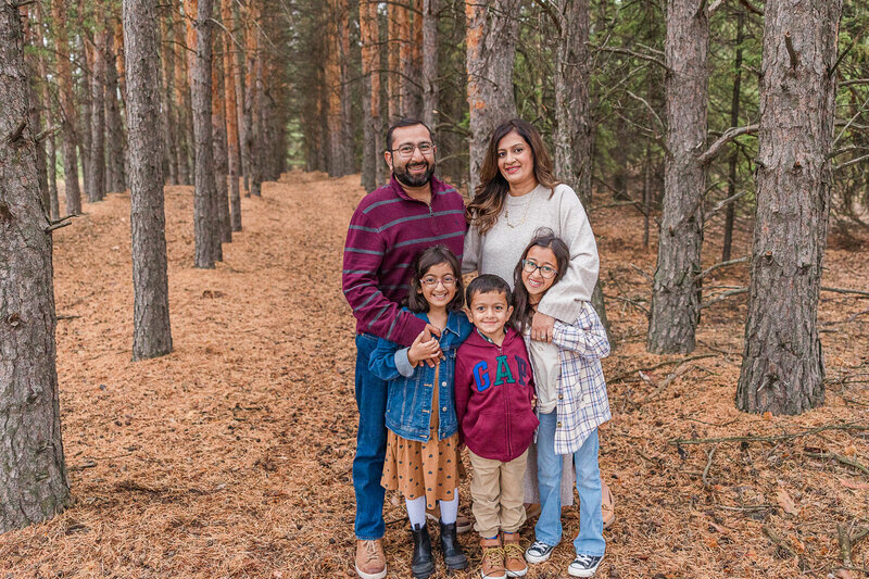 2023 Krystal Moore photography sask forest fall family photos-7