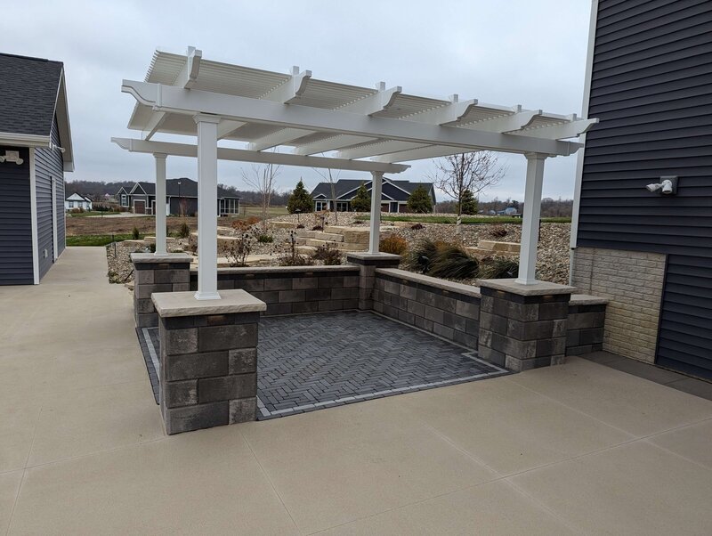 Cedar-Rapids-Iowa-landscaping-lawn-care-treatments-_20241125_172110374