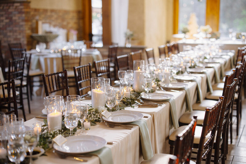 Estes Park Wedding Photographer Denver Wedding Venue Planner Della Terra Mountain Top Fall Colorful Wedding Liz Osban Photography Black Canyon Inn Wyoming Wedding Photographer Elopement Engagement 45