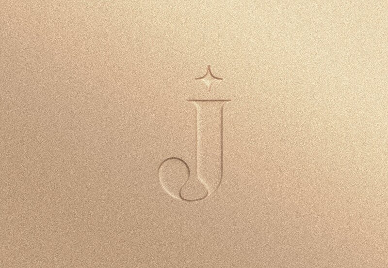 46. LOGO MOCKUP4