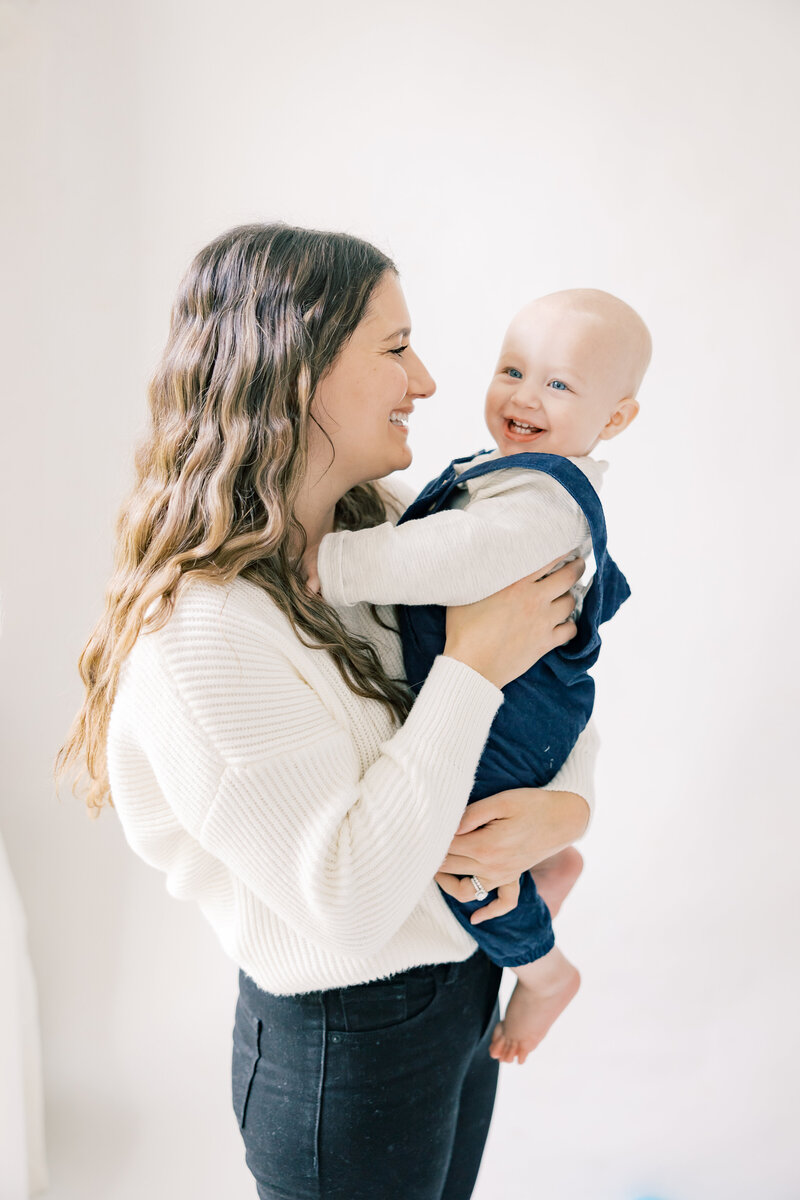 cake smash milestone family photo session-19