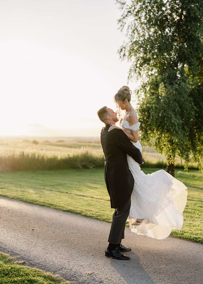 12 Evening Couple Portraits (Charlotte & Ben)-41