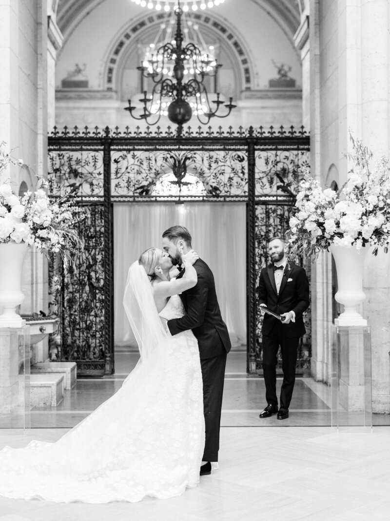Detroit-Institute-of-Arts-wedding_066