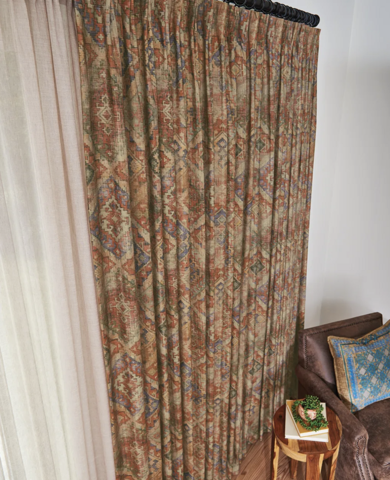 Patterned indoor drapes