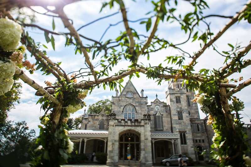 emma-cleary-new-york-nyc-wedding-photographer-videographer-venue-lyndhurst-castle-2