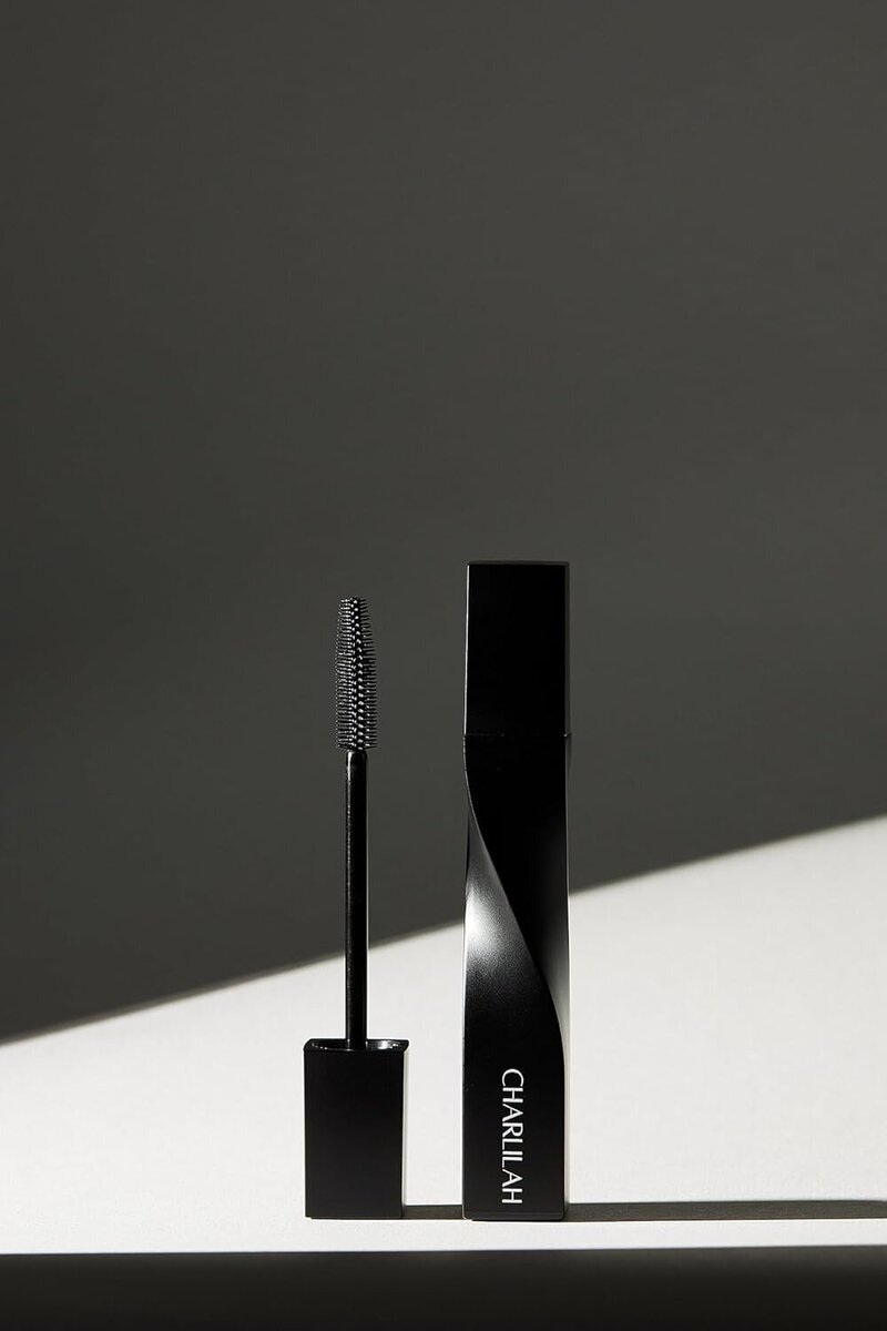 CHARLILAH mascara, meticulously formulated for volumizing and lengthening lashes.