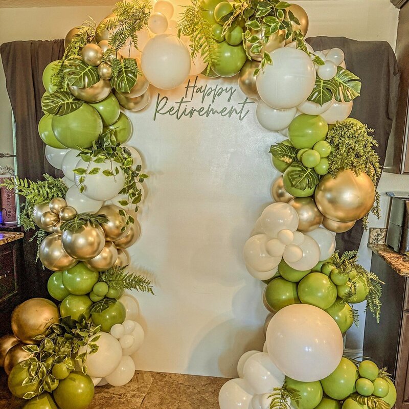 happy retirement balloons and backdrop