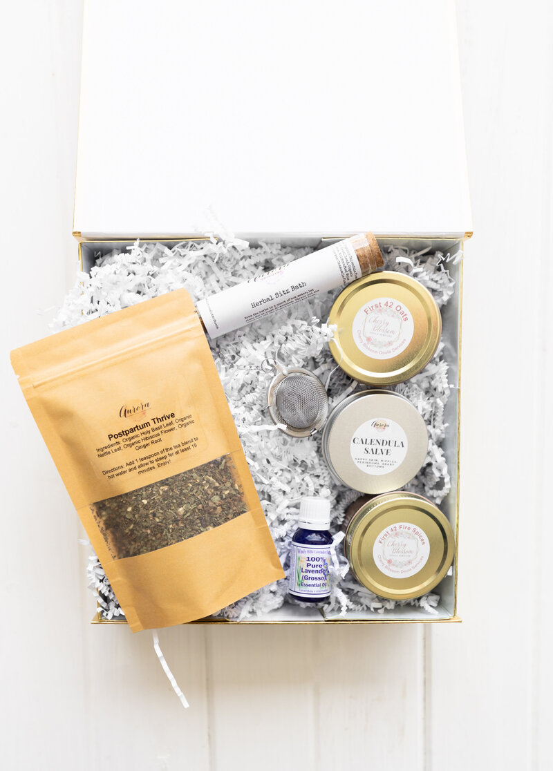 Gift box for new mothers with dried tea