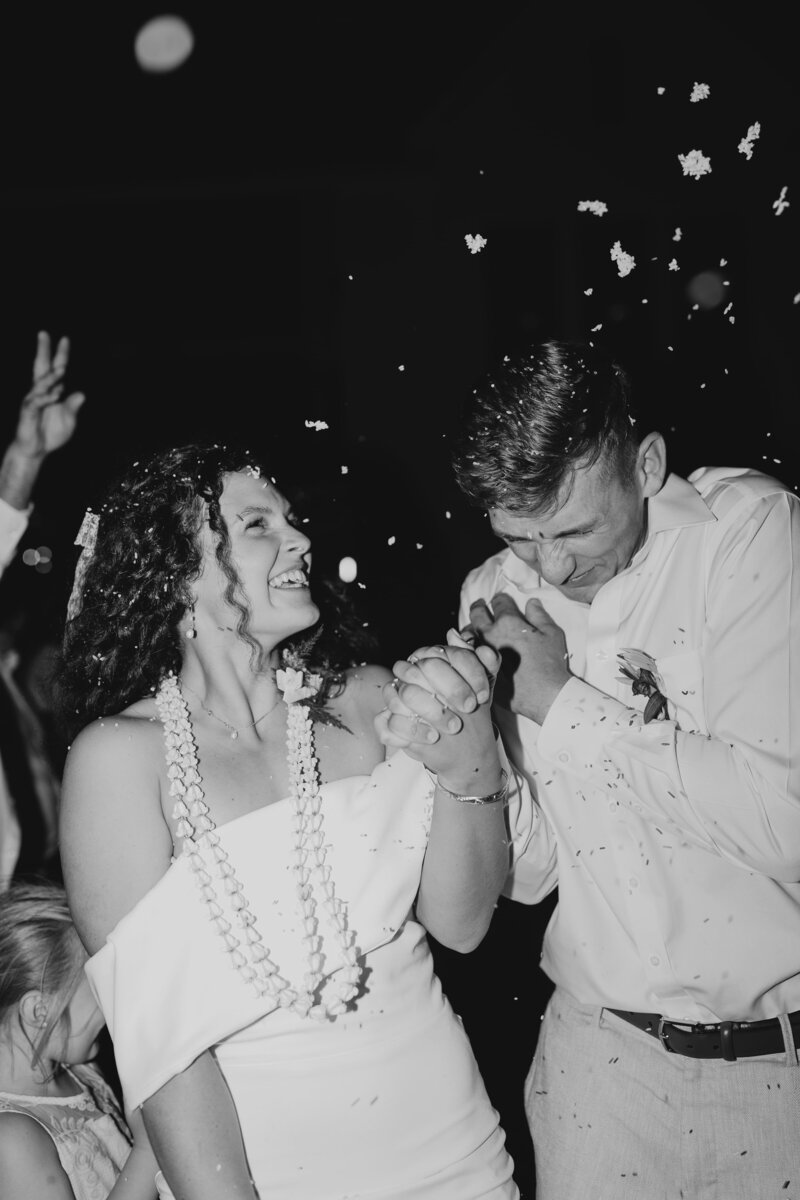 Natural light wedding photo by Tennessee wedding photographer