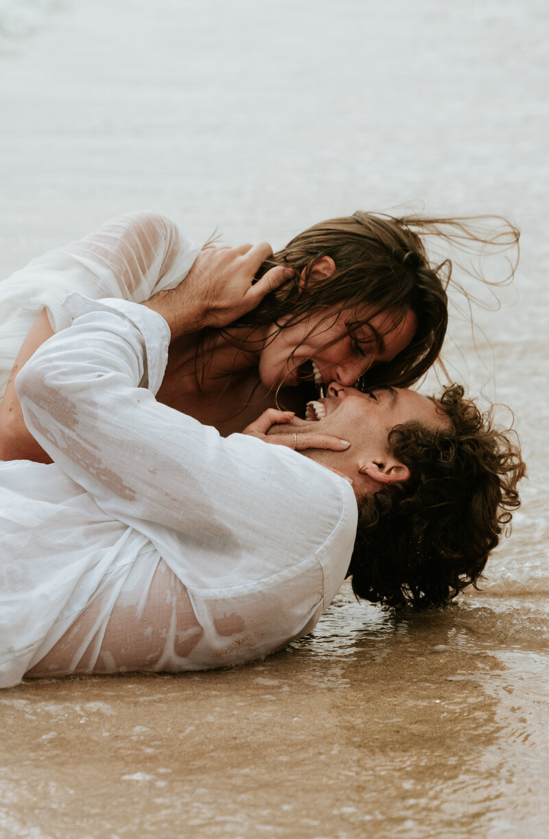 Hawaii elopement photographer