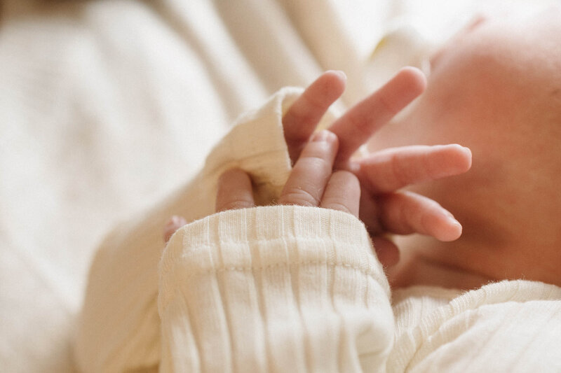 In home lifestyle newborn session - the gaetanis-0869