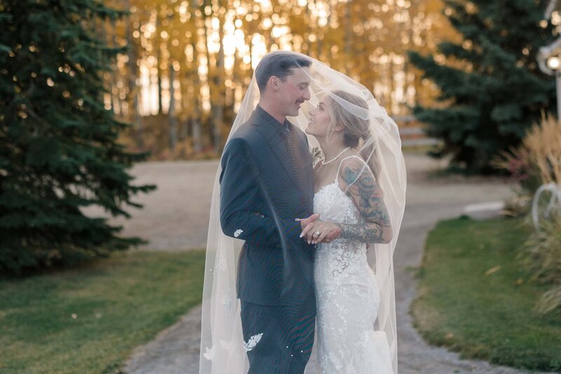 Edmonton Wedding Photos - Pine and Pond Wedding Venue (182)