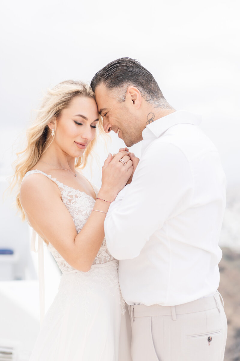 bright wedding photographer