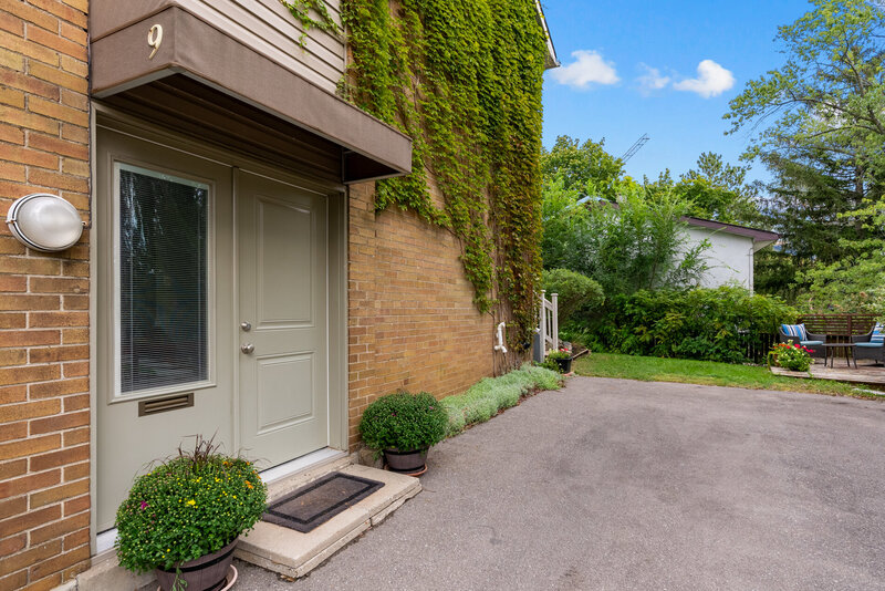 3. SilverHouseHD-Toronto-Real-Estate-Photography-07749