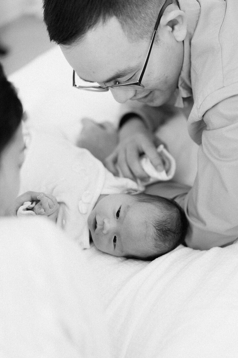 Olivia newborn - snapsbytiffany -homesnap-55_websize
