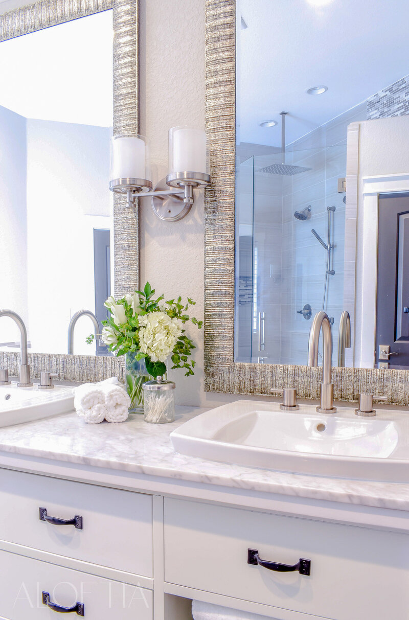 Spa-like-transitional-bathroom-double-shower-54