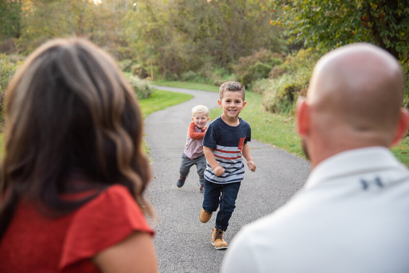 MedinaOhioBuckeyeWoodsPositivelyPortraitsFamilyPhotos29