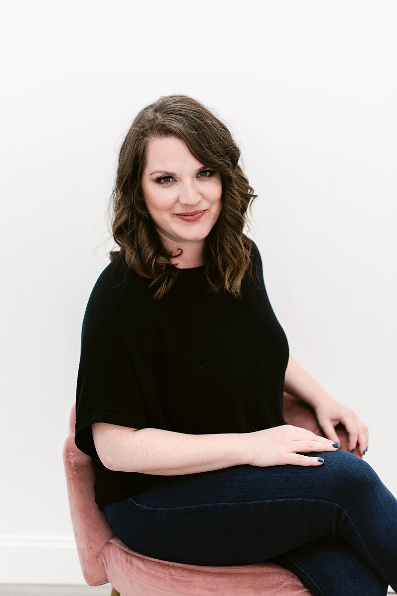 headshot of sarah mae dickinson