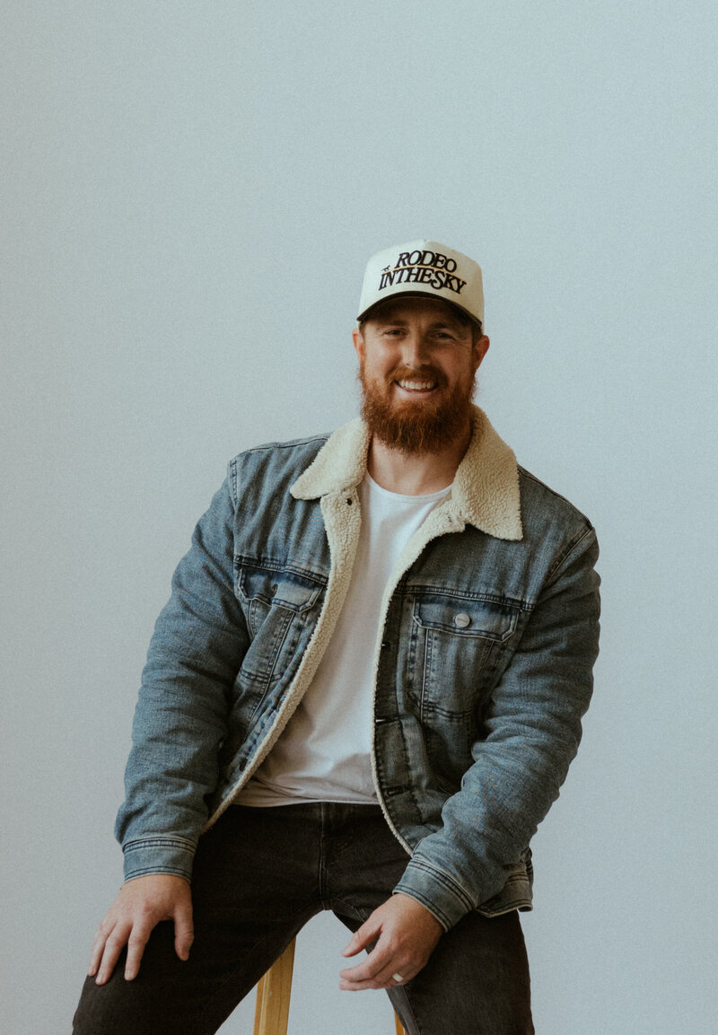 Hunter Morris wedding photographer portrait