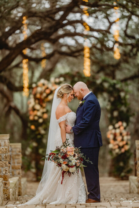 bride-and-groom-at-altar