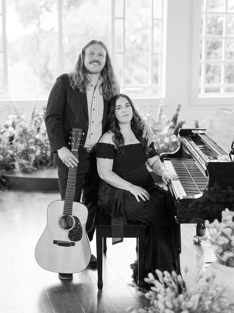 Mikaela Kahn live wedding vocalist and her husband Jordan with their instruments