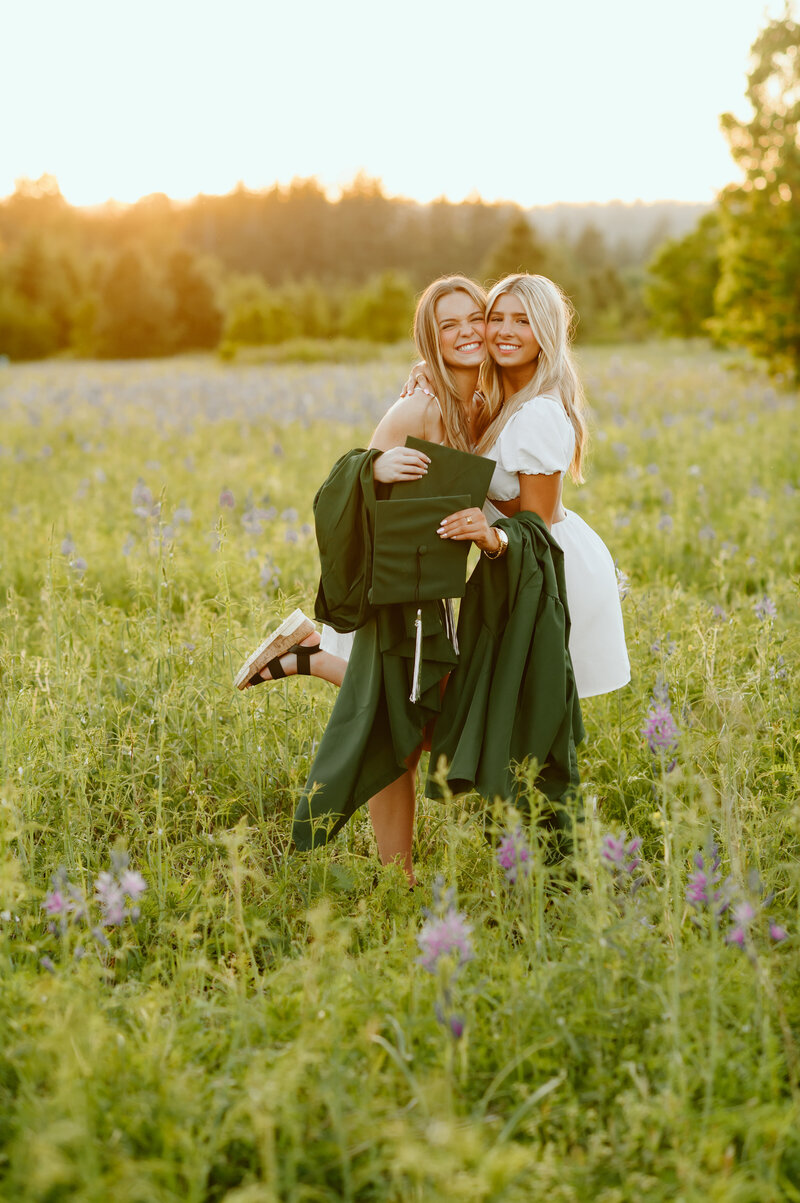 Portland Oregon Senior Photographer Graduation Photos7037