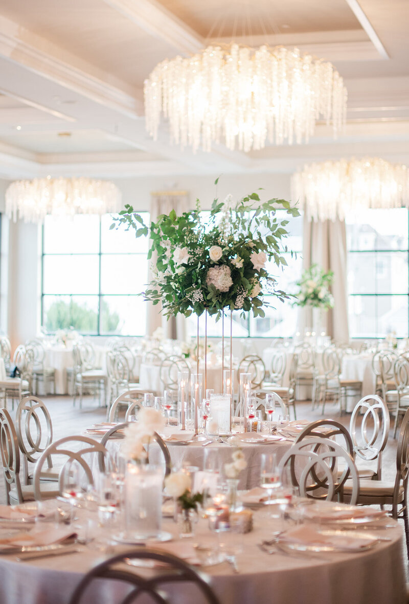 Tyde at Walnut Beach Romantic and Timeless Summer Wedding