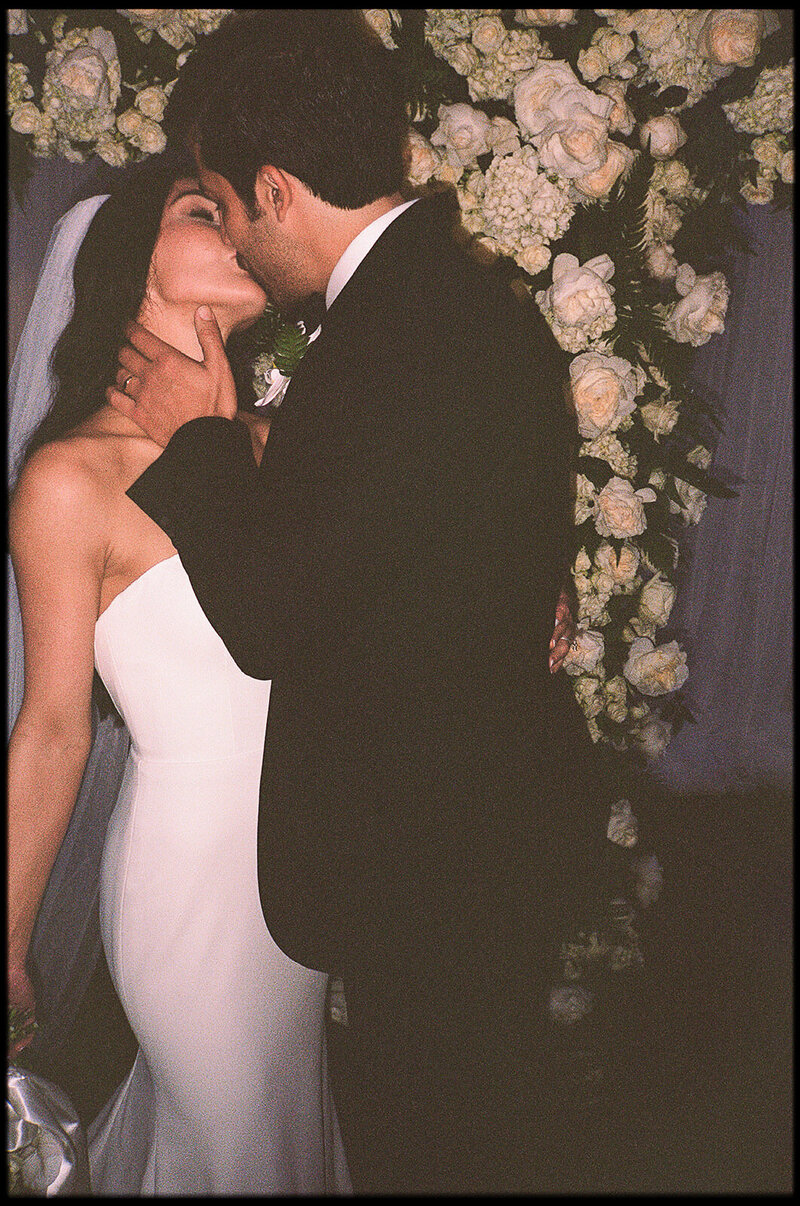 35mmweddingfilm_sandiegoweddingphotographer_lainatortoriciphoto-92