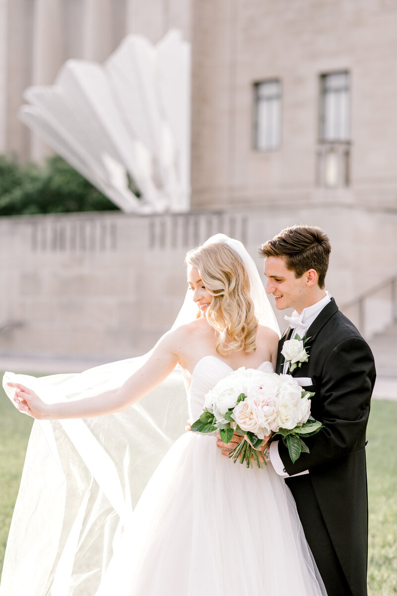 149-2018May26-NelsonAtkinsWedding-JanaMarie-0864