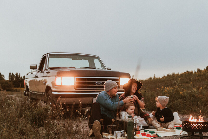 ontario family photographer offers wonderful adventure sessions in Ontario cottage country