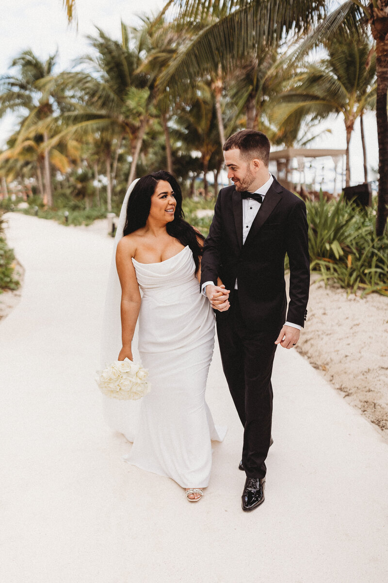 Kayla, your new Philadelphia wedding photographer and wedding day bestie