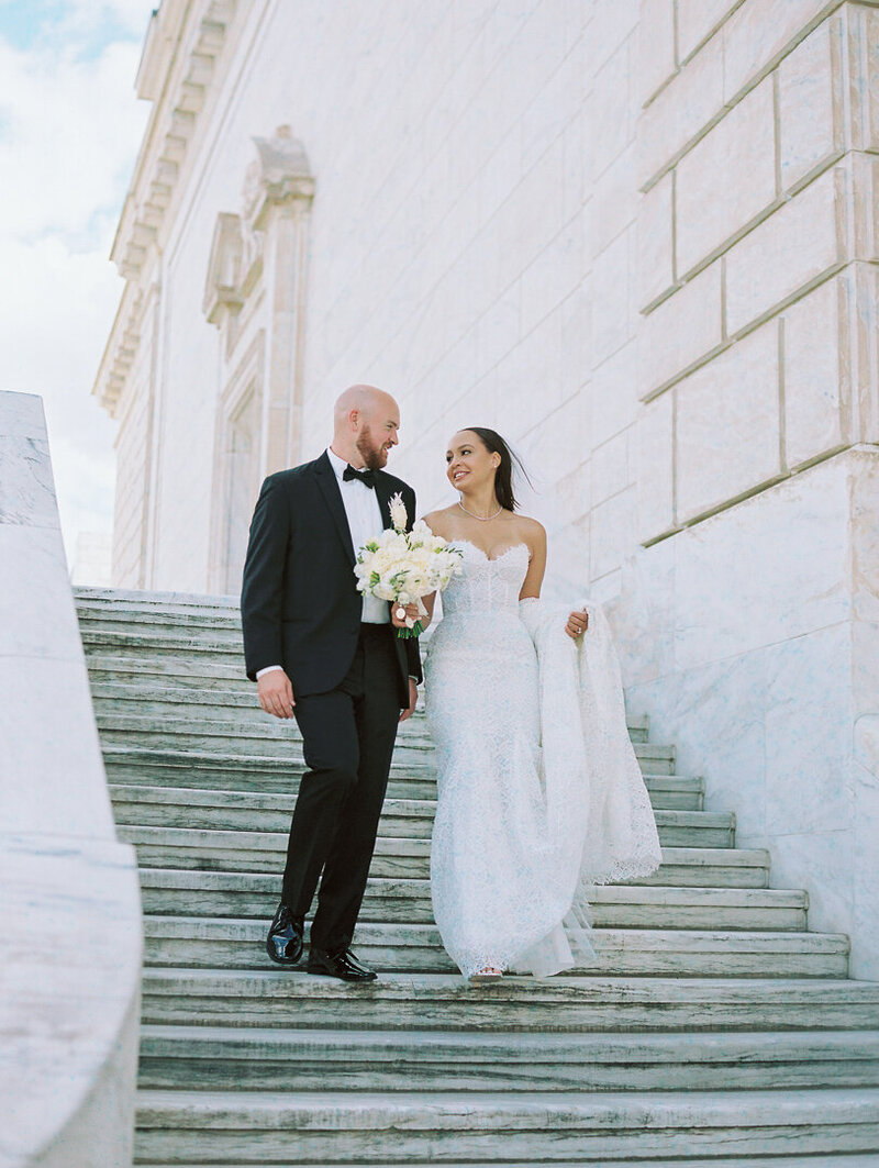 Detroit Institute of Arts wedding film photographer4