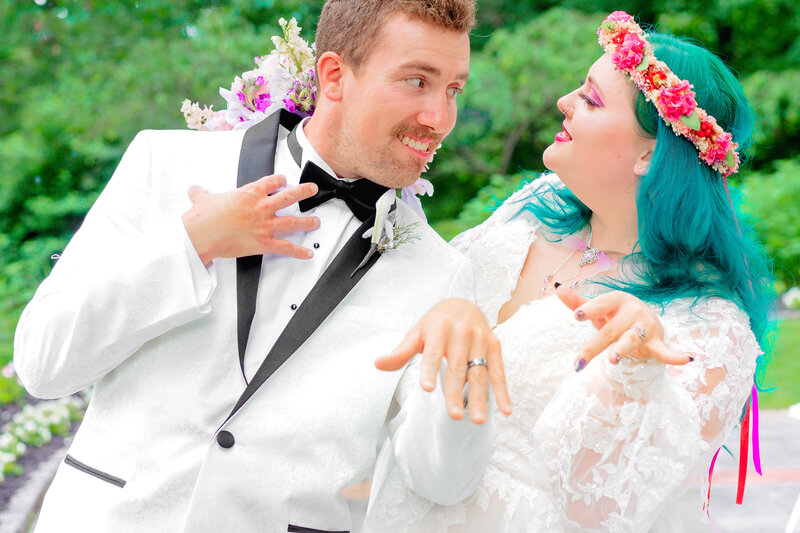 Unique and romantic summer wedding at Gramercy Mansion in Baltimore Maryland