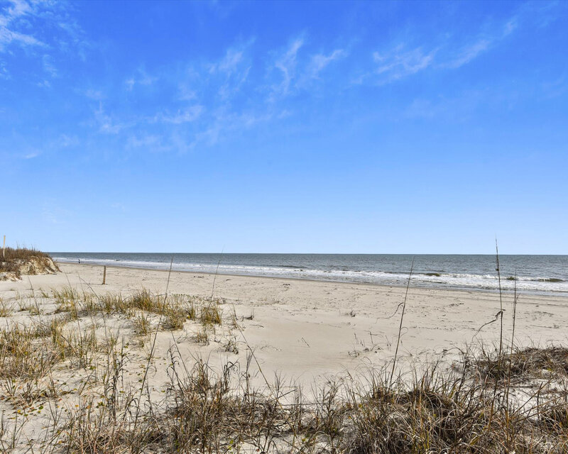 Ext-Witts Inn-Luxury Beach House-Holden Beach NC-Lux Marketing11