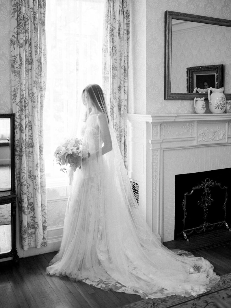Fine art wedding-high end wedding-luxury wedding-Cairnwood Estate-Pennsylvania-Liz Andolina Photography