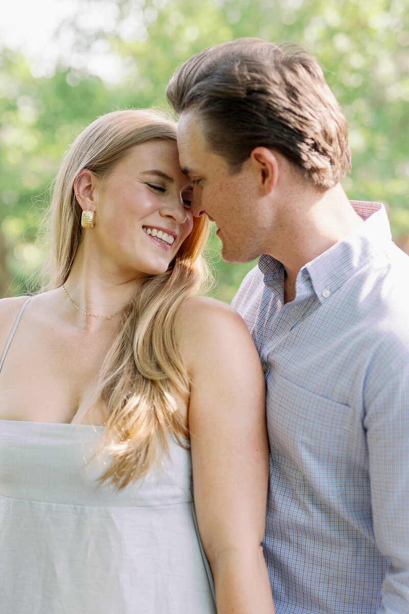 Fort-Worth-Botanic-Gardens-Engagement-Session-Chirstian-Wedding-Photographer-Kortney-Boyett19