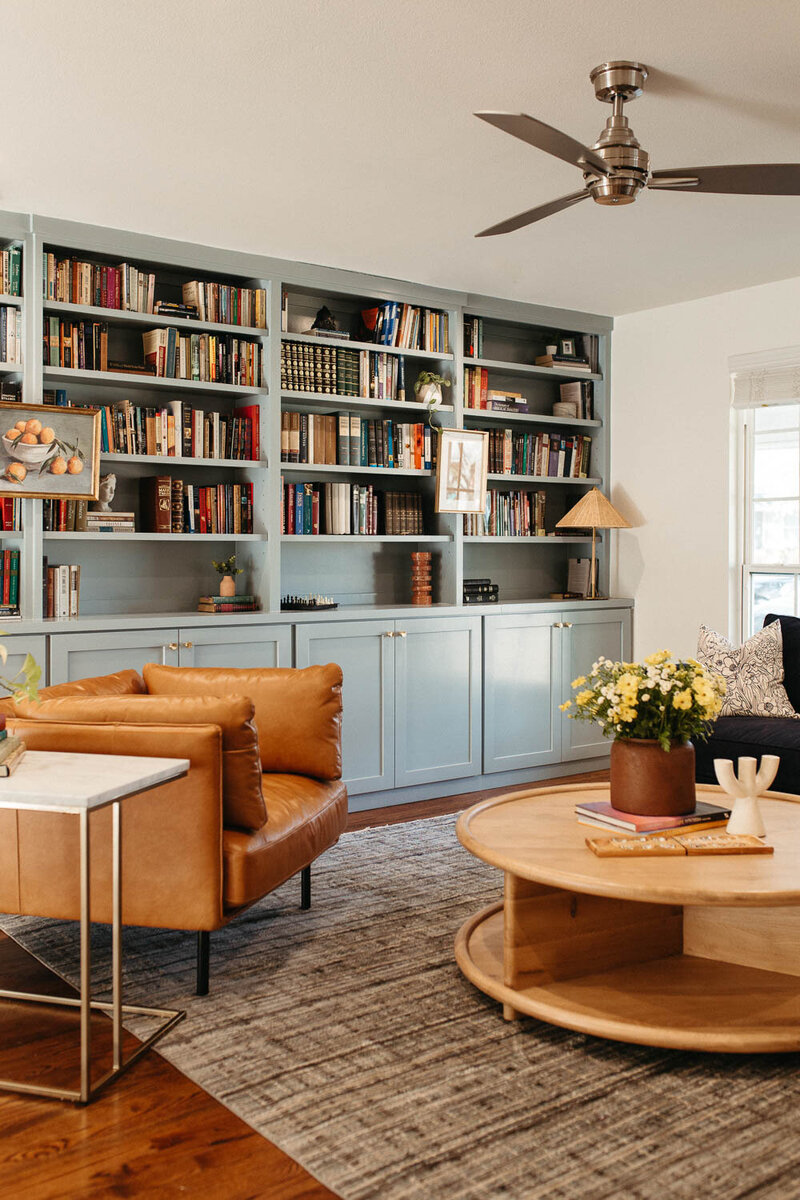 Energetic, modern, casual living room designed by Home Miriam Designs in DFW