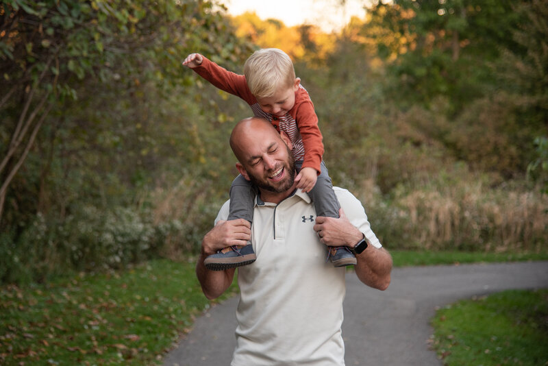 MedinaOhioBuckeyeWoodsPositivelyPortraitsFamilyPhotos33