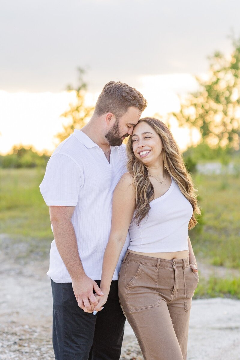 bartram-ohio-lake-engagement-session-8