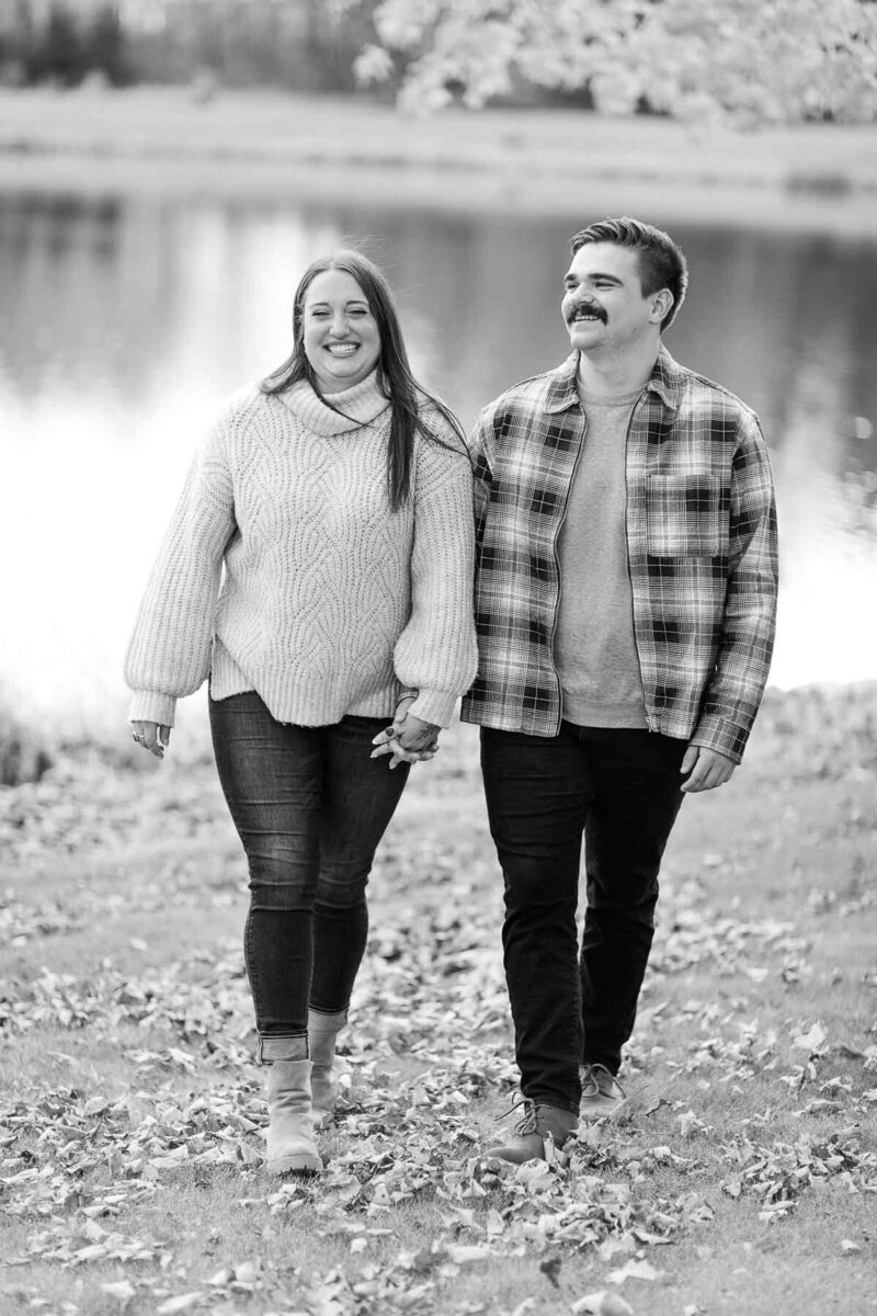 024_Fall-Couple-Photos-with-Aussies-Northern-Wisconsin-Cabin-Woods-Private-Estate-Photographer-James-Stokes-Co.Photographers.Medford.WI