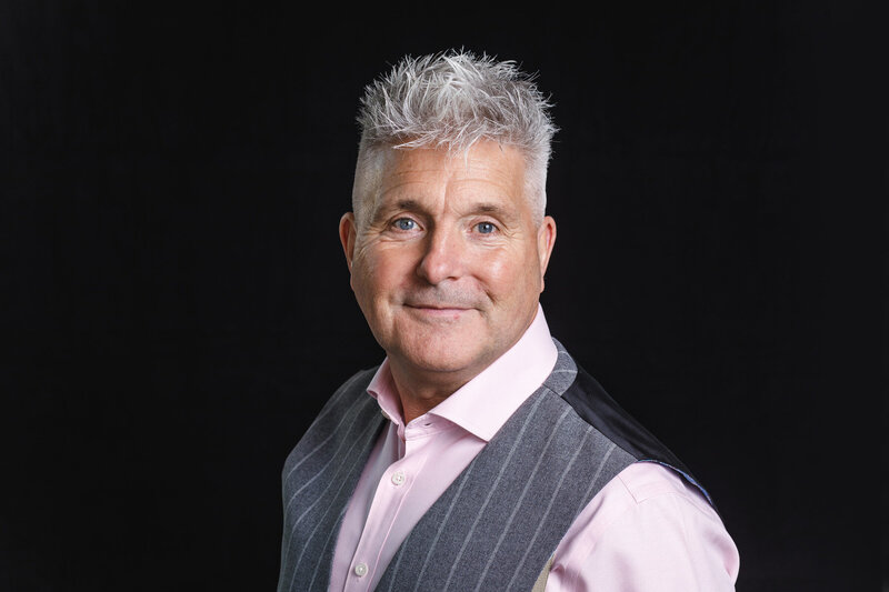 Commerical Headshot Photographer in Kent_tony barker - kent headshot photography colin lavery