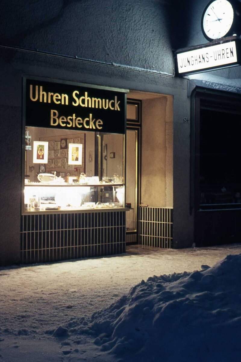 Die Geschichte eines Uhrengeschäfts_2