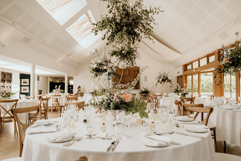 White table setting for wedding