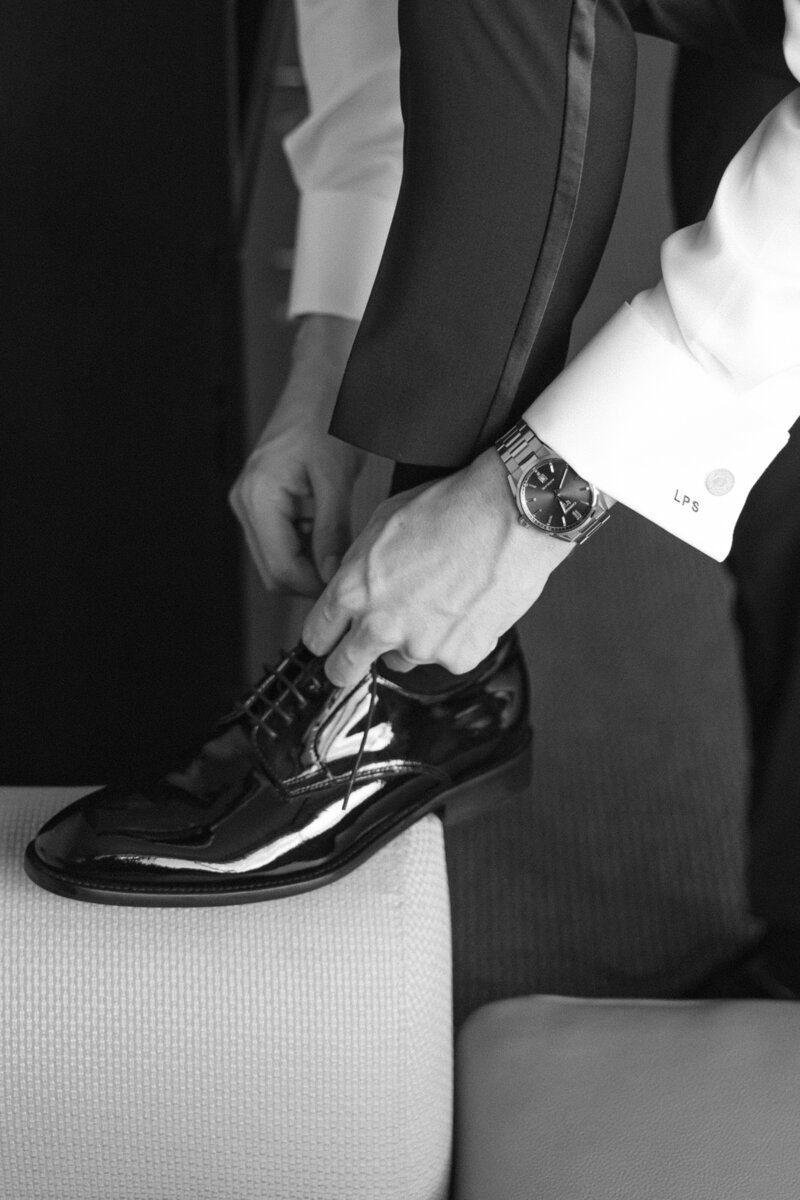 Kelsee Risler Photography - Memorial Art Gallery - Rochester_ NY - Luke + Alexandra Wedding-90-2