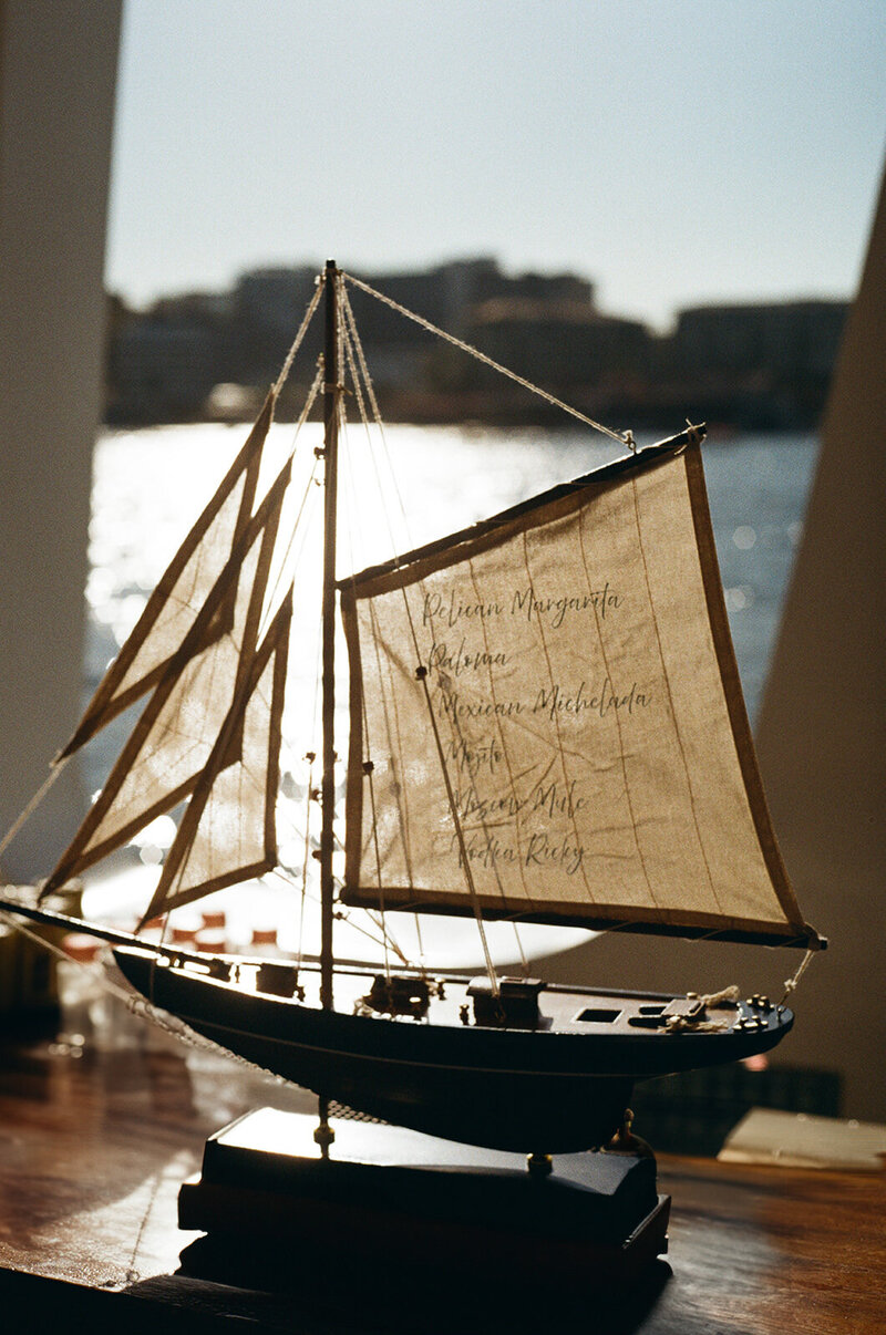MeganandWill_05SunsetSail-14-Cropped