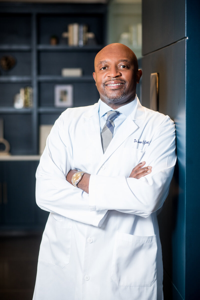 Dr. Steven Gilchrist