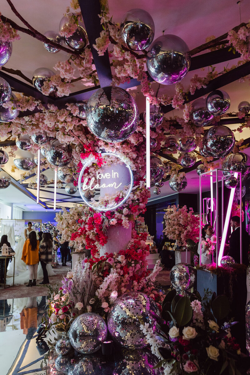 Neon Dream in Bloom Photo Experience at The 2023 WedLuxe Show Toronto photos by Purple Tree Photography23