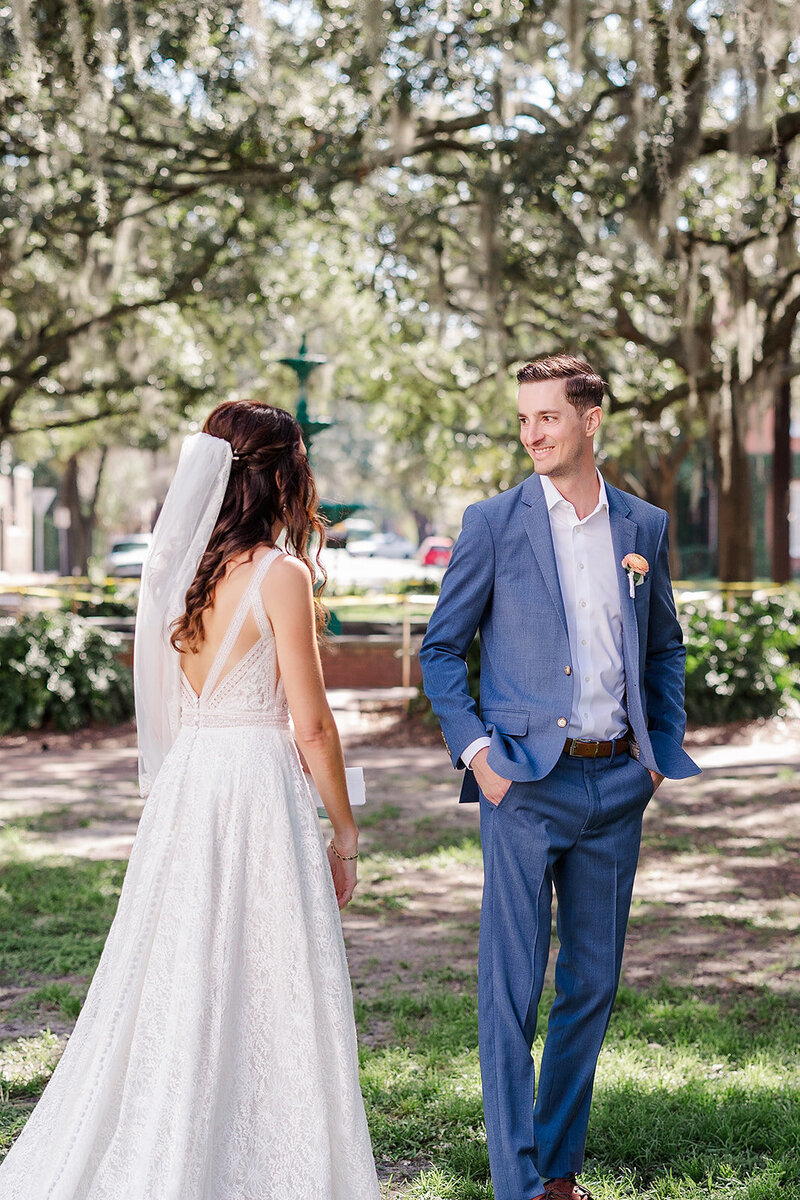 wedding bride and groom savannah georgia first look bouquet