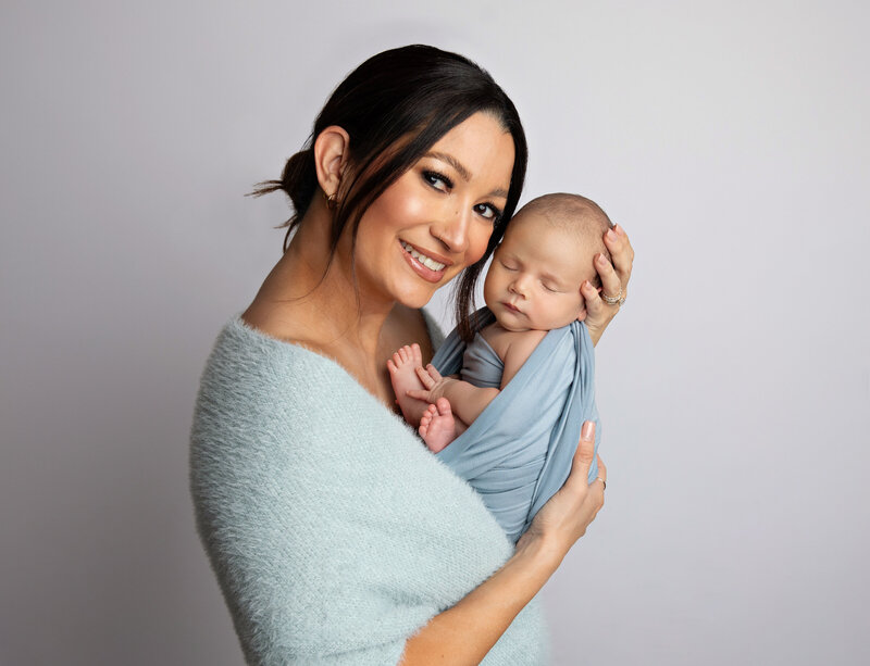 newbornbabyboynewfamilynewbabybestphotographertudiofamilybirthdaynewbornboyamilynewborngirlfirstbirthdayportraiturephotographystudioportraitsnewborngirlboyfamilyEvaMaganaPhotographychildphotographer (7 of 41)