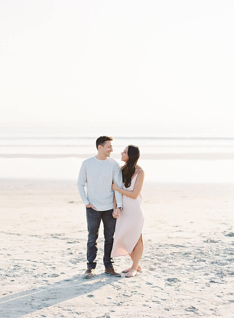 coronado-beach-engagement-session-jacqueline-benet_0001